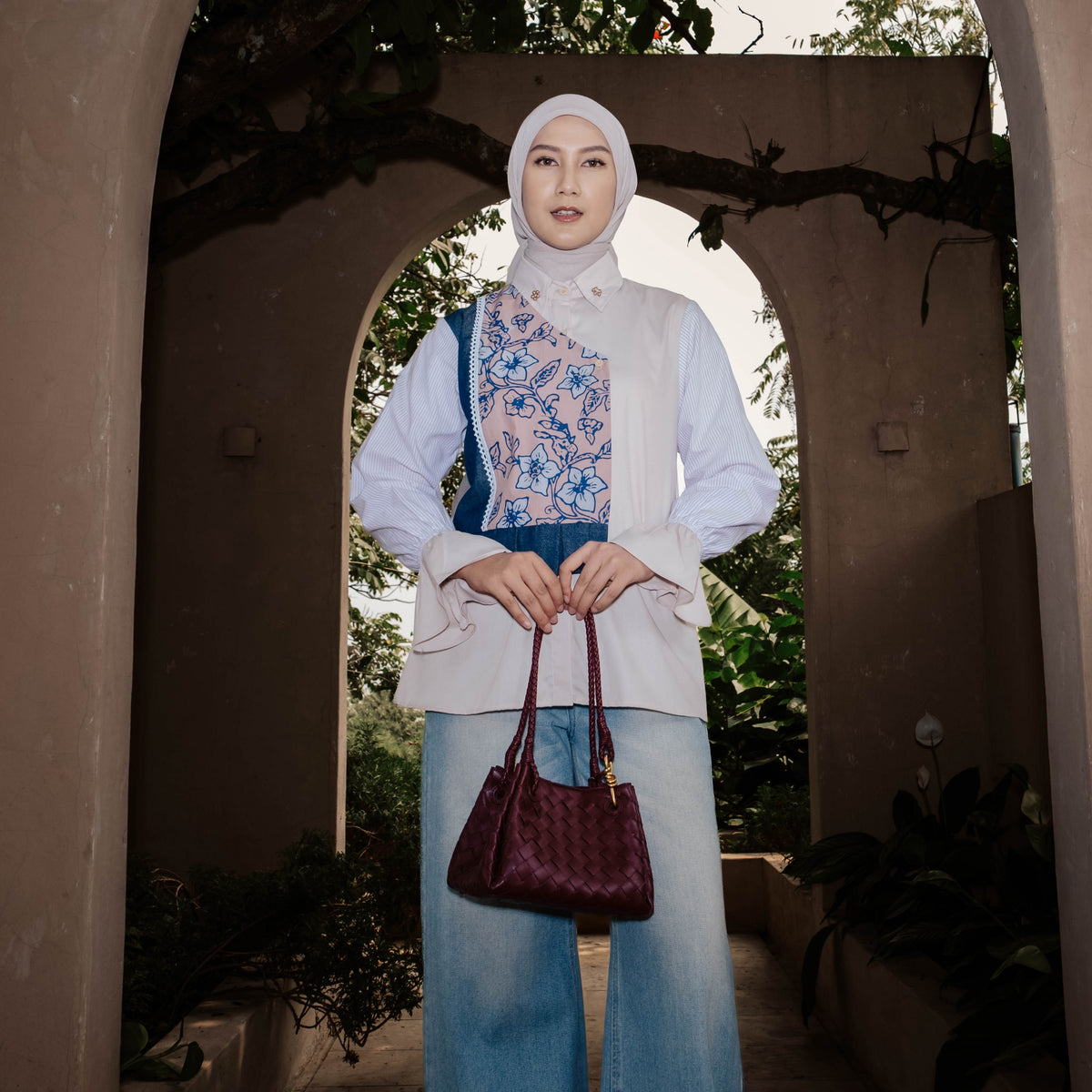 DYA ID Kinanti Batik Top Kemeja Batik Wanita Kombinasi Denim untuk Kerja Kantor kondangan Arisan