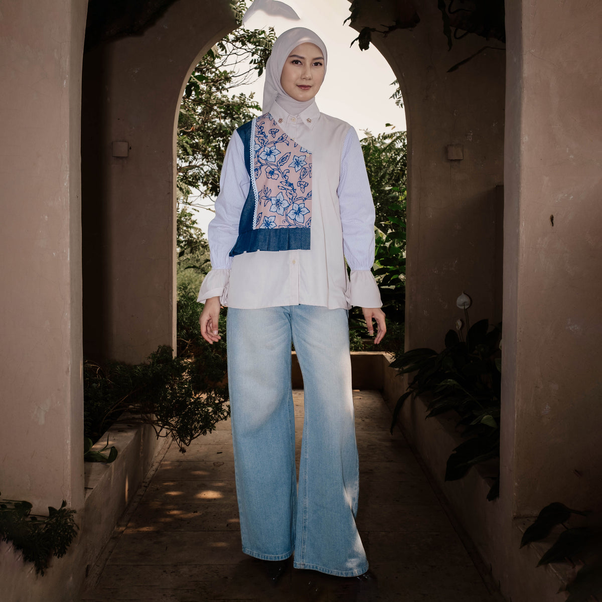 DYA ID Kinanti Batik Top Kemeja Batik Wanita Kombinasi Denim untuk Kerja Kantor kondangan Arisan
